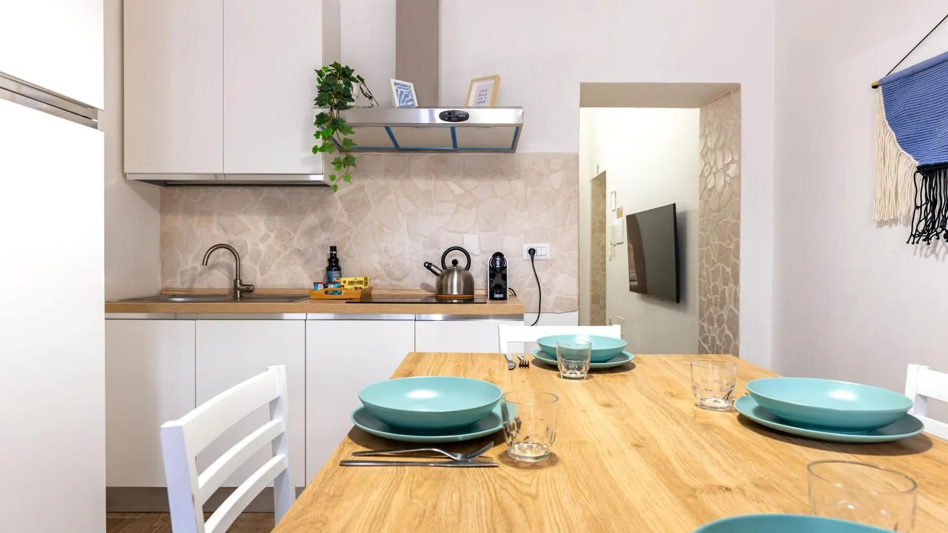 Modern Stone Apartment In The Heart Of Bari Italy