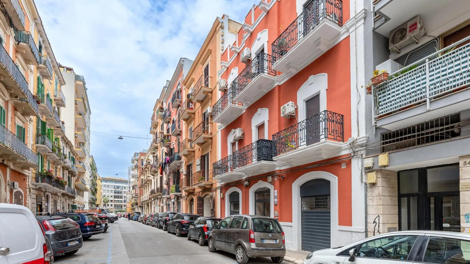 Modern Stone Apartment In The Heart Of Bari