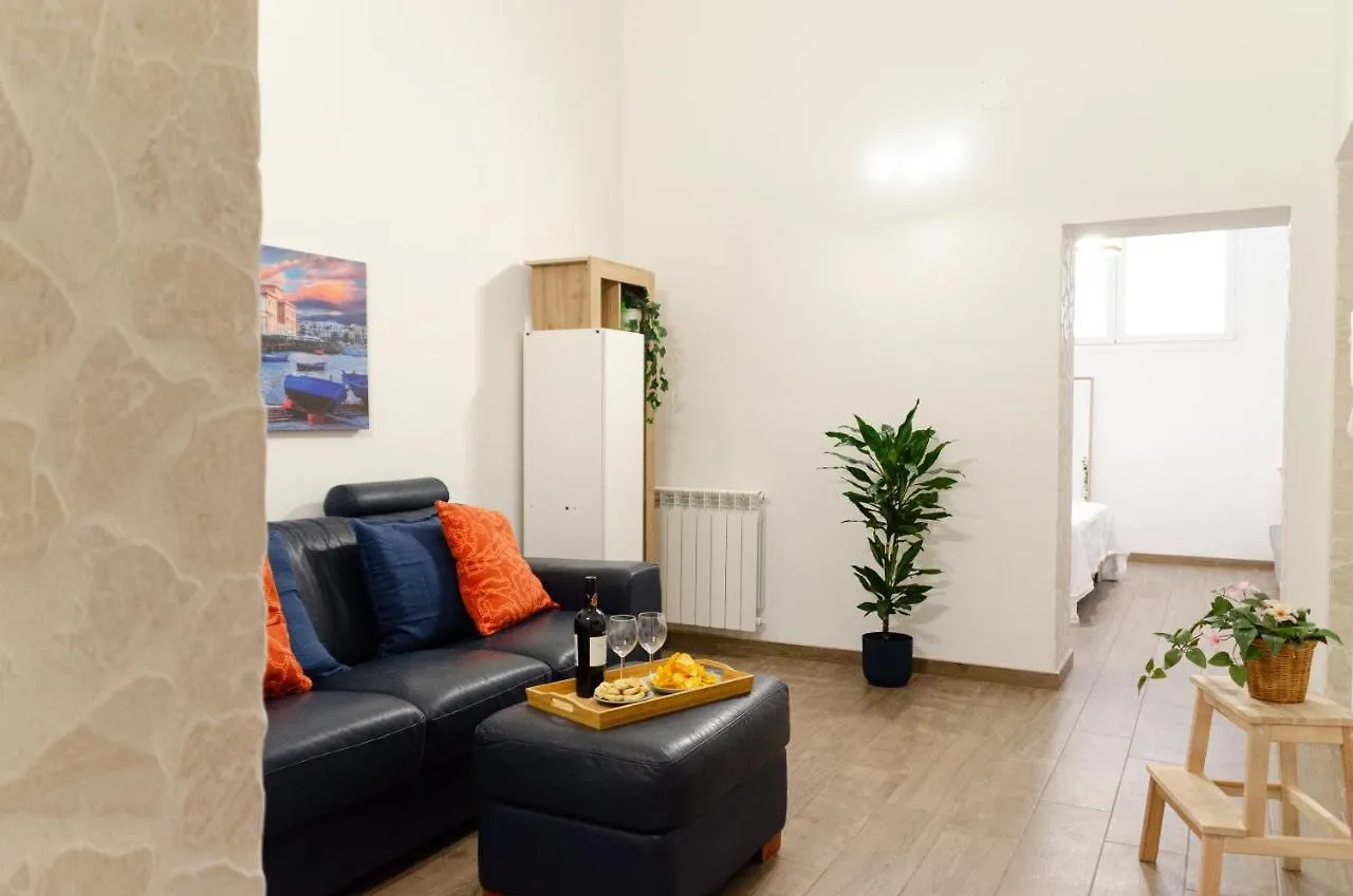 Modern Stone Apartment In The Heart Of Bari 0*,  Italy